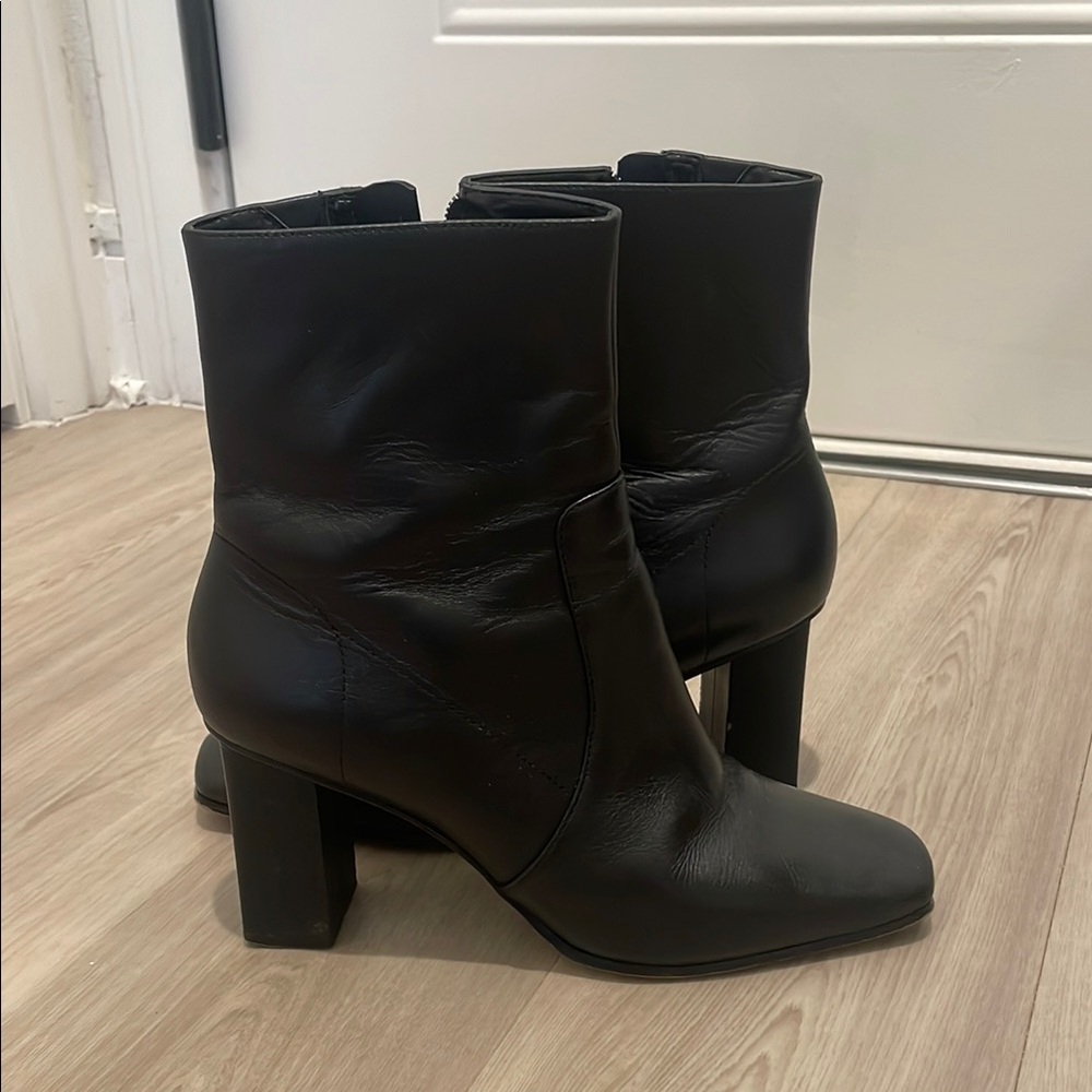 Black Leather Aldo Ankle Boots